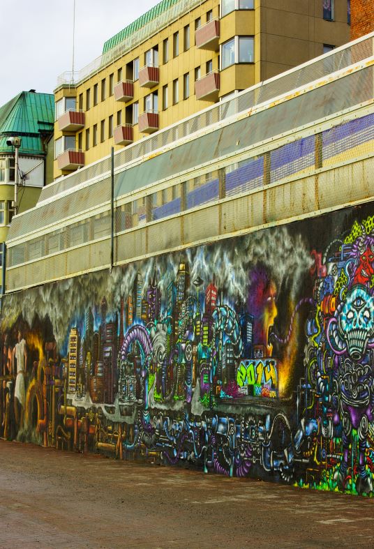 Toile de fond de tuyaux abandonnés dans la ville polluée pour la photographie SBH0187