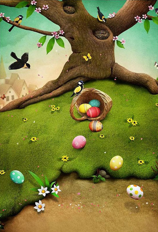Toile de fond d'oeufs de Pâques sur l'herbe verte avec fond d'arbre pour les vacances