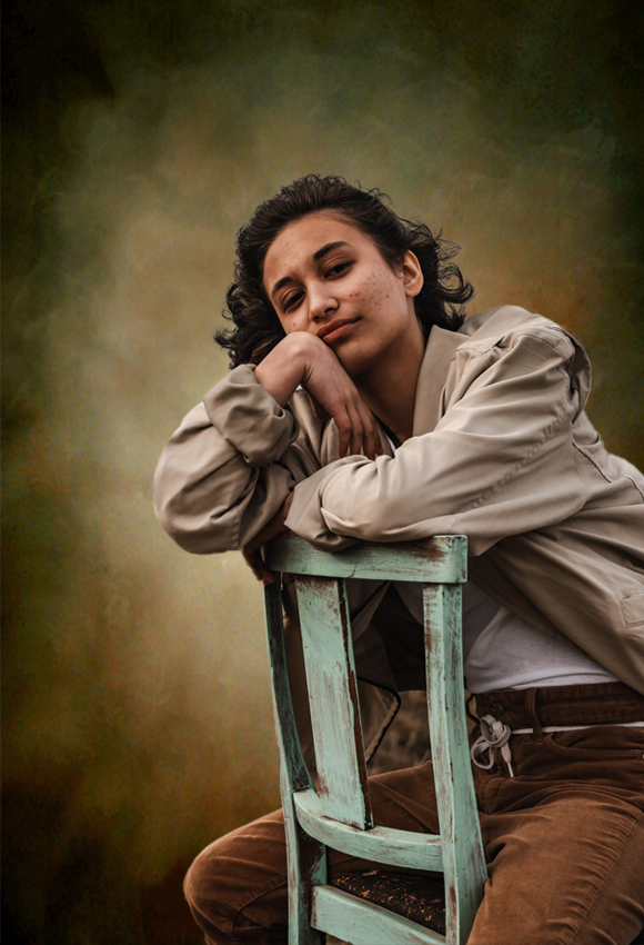 Toile de fond de portrait abstrait marron foncé et clair pour le studio