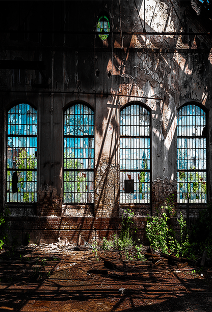 Toile de fond d'intérieur industriel abandonné avec la lumière pour la photographie SBH0196