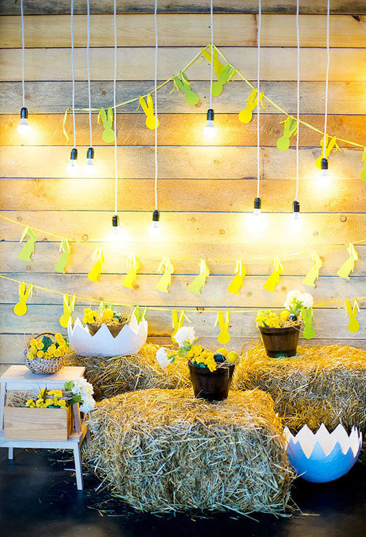 Toile de fond décors de stand de photo de drapeau de lapin de paille de Pâques lumineux