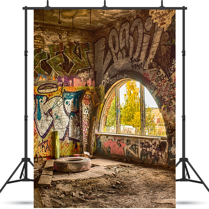 Toile de fond colorée de graffiti d'usine abandonnée pour la photographie SBH0177