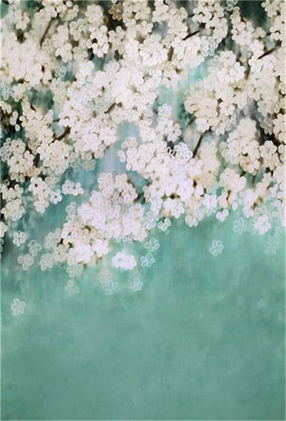 Toile de fond de fleurs blanches à la menthe pour le nouveau-né et la mariée