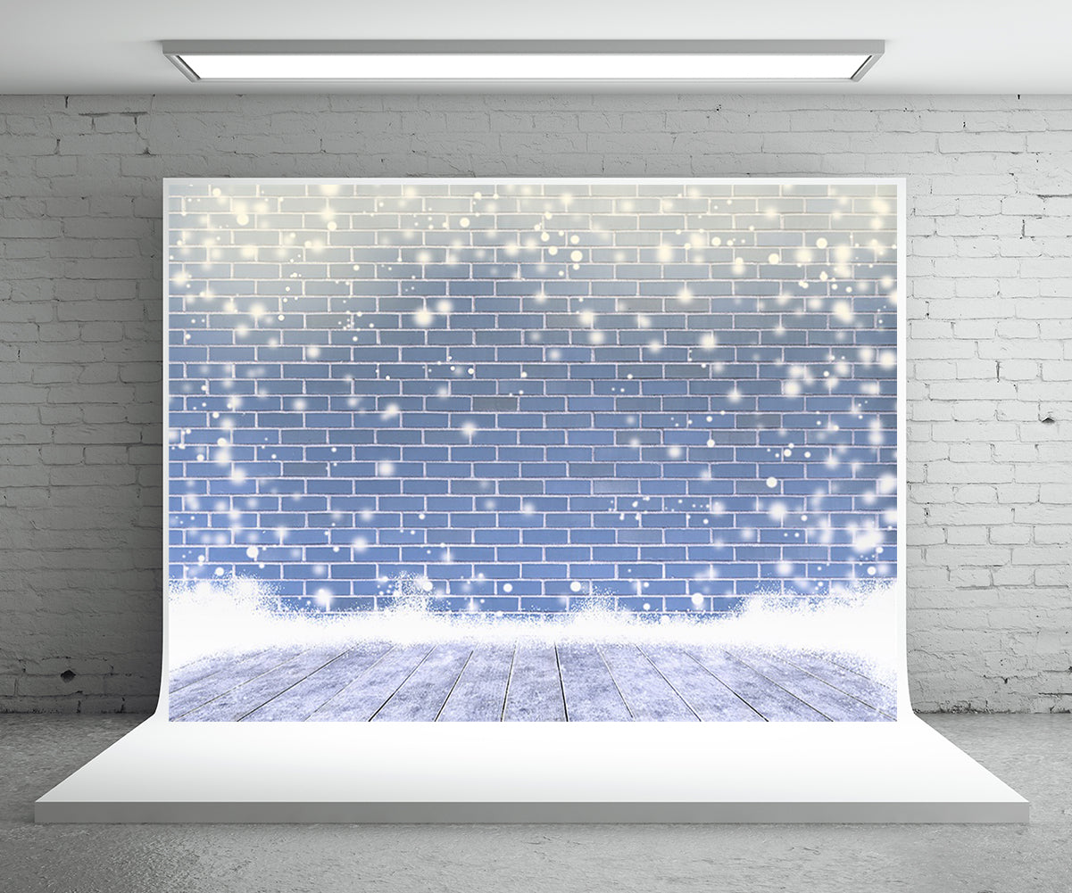 Toile de fond de photographie de mur de briques bleu clair de flocons de neige blancs de Noël