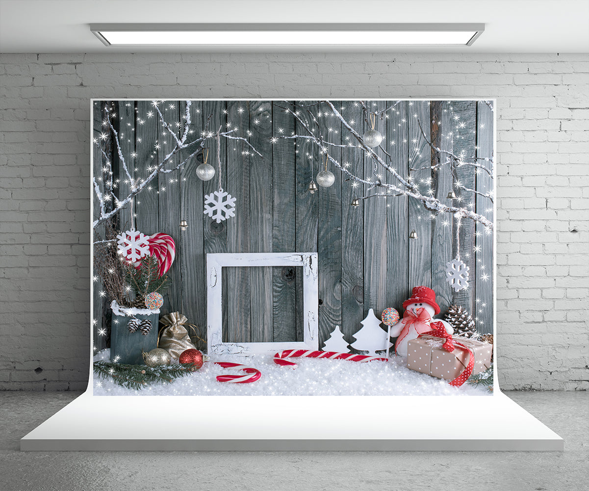 Toile de fond de photographie de mur en bois gris de Noël de bonhomme de neige