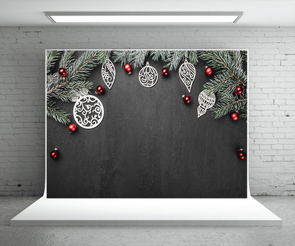 Toile de fond de photographie de fond noir de branche de pin pour Noël