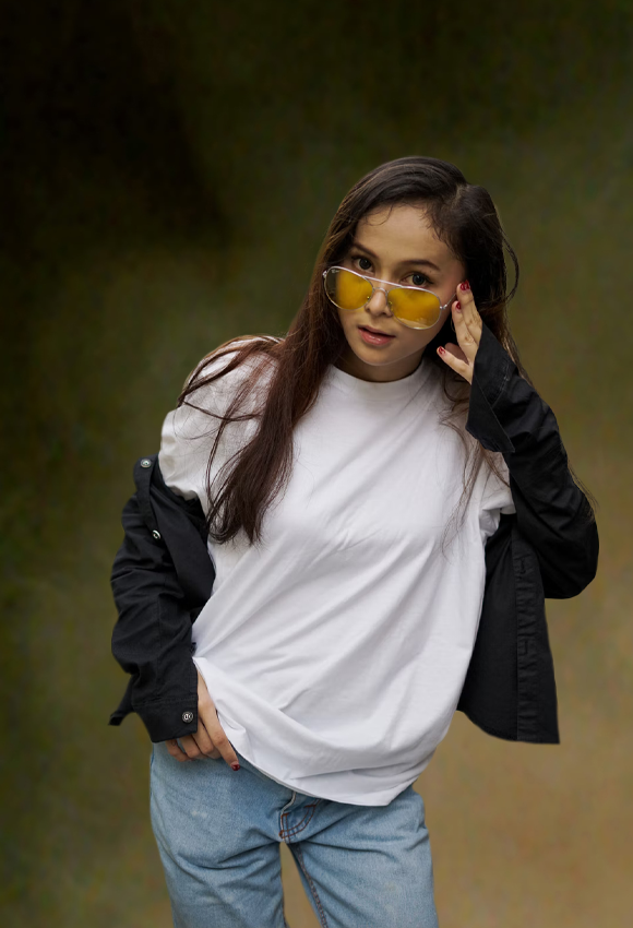 Toile de fond de portrait abstrait marron foncé et clair pour le studio