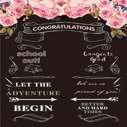 Toile de fond de fleur rose tableau noir félicitations graduation pour le bal