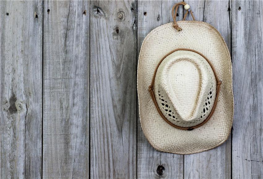 Toile de fond de photographie de grange de chapeaux de mur en bois gris