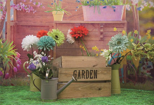 Toile de fond de fleurs de jardin de printemps d'herbe