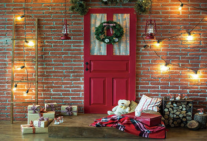 Toile de fond de porte rouge de Noël en brique rouge pour la photographie