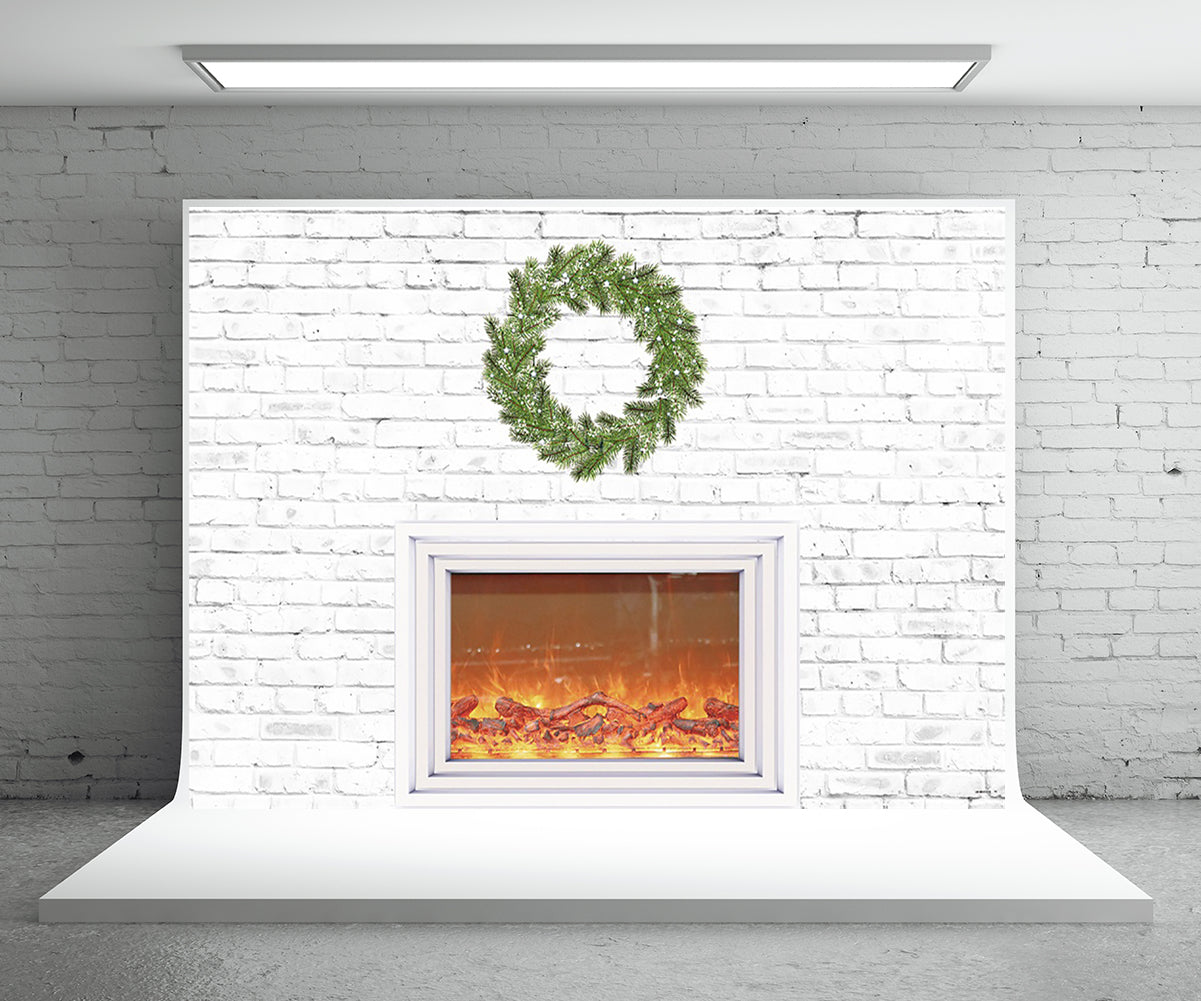 Toile de fond décors de photo de cheminée de Noël de mur de briques blanches