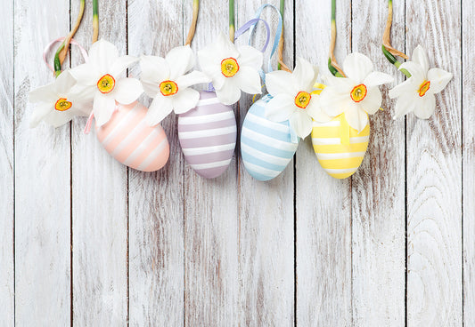 Toile de fond de photo de Pâques de fleurs d'oeufs en bois blanc pour le studio