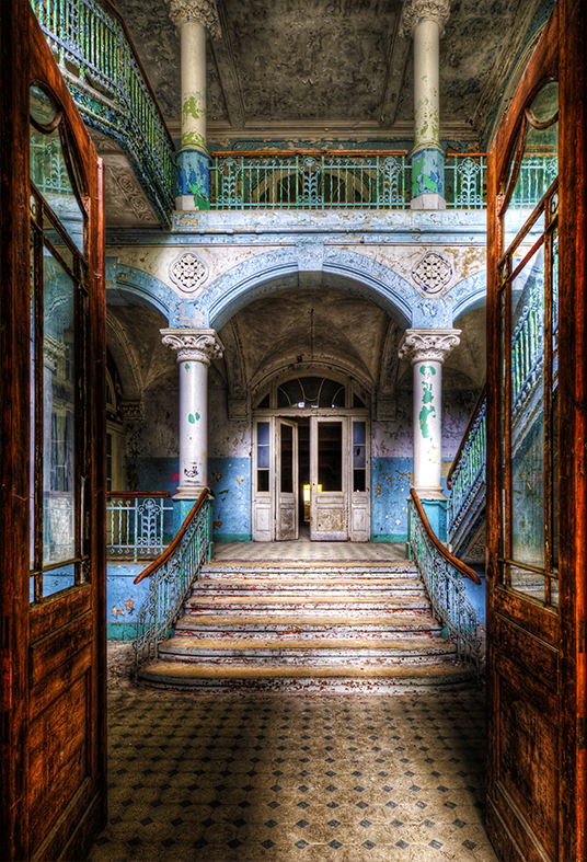 Toile de fond de l'ancien hôpital abandonné pour la séance photo SBH0455